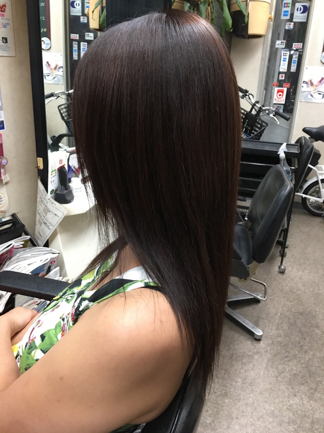 マレーア・レナータ縮毛矯正＋ヘアカラー：アフター