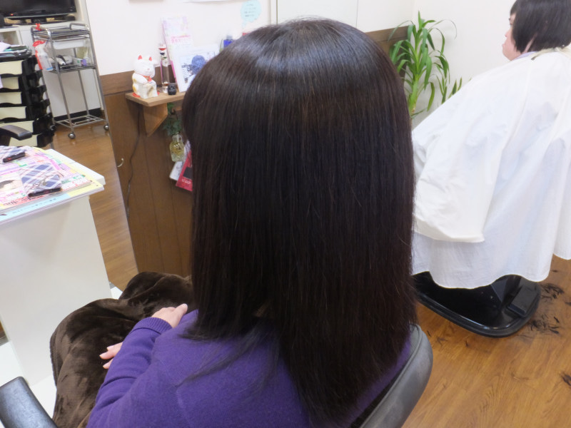 マレーアレナータ縮毛矯正でバサバサ解消!お手入れ楽チン