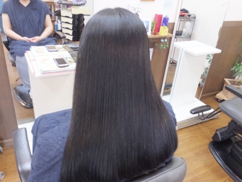 マレーア・レナータ縮毛矯正&カラーでツヤさらストレート♡