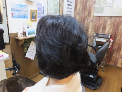 マレーア・レナータカールでゆるふわパーマスタイル