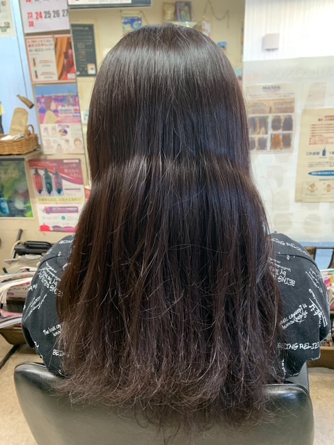 マレーア・レナータ縮毛矯正：ビフォー