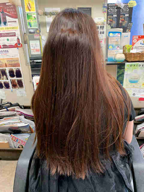 マレーア・レナータ縮毛矯正：ビフォー